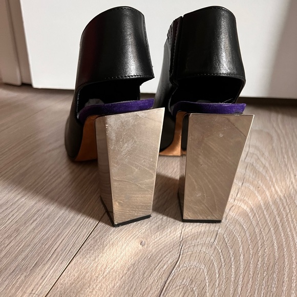 Céline Spring 2014 by Phoebe Philo leather and metal sculptural heels, sz 37.5 - Picture 4 of 7